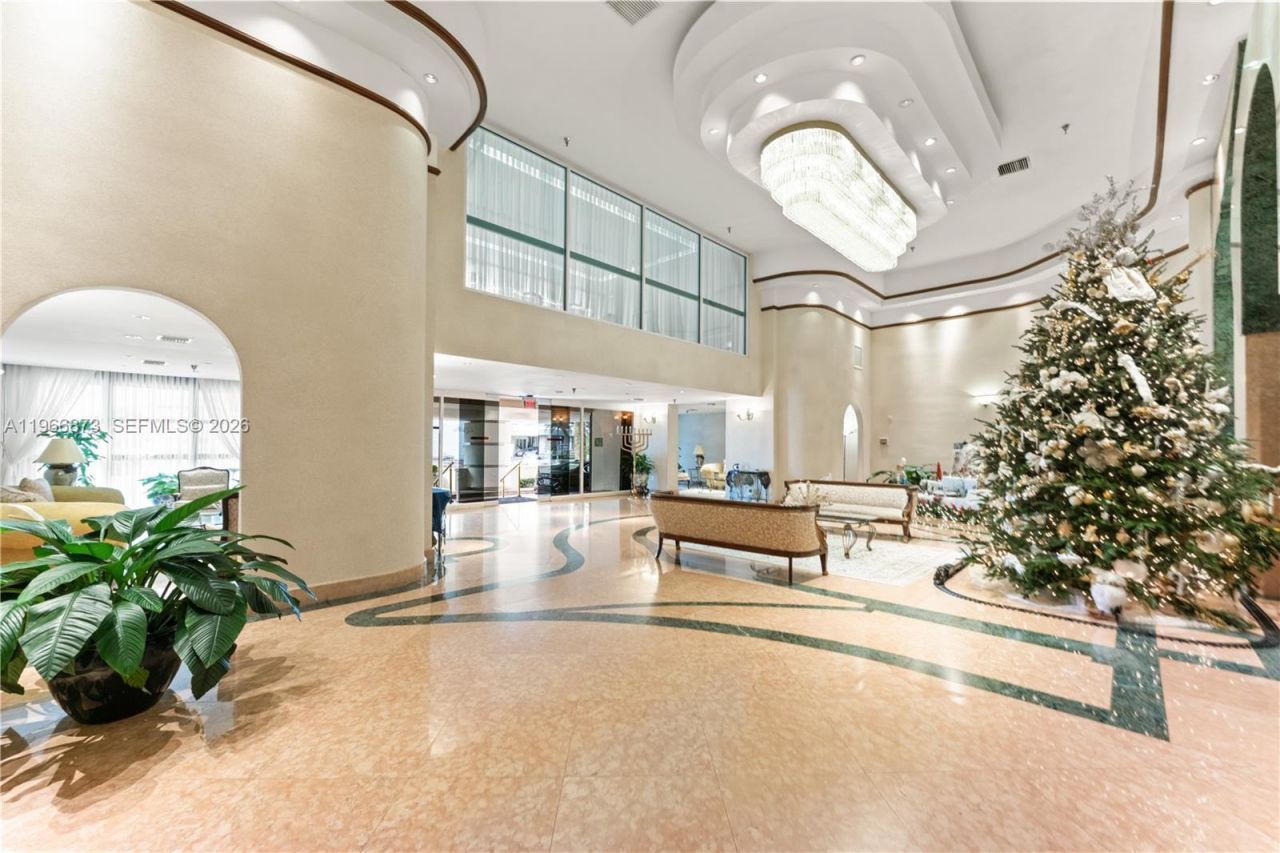 5757 Collins Ave, Unit 1902, Miami Beach, FL 33140 Photo