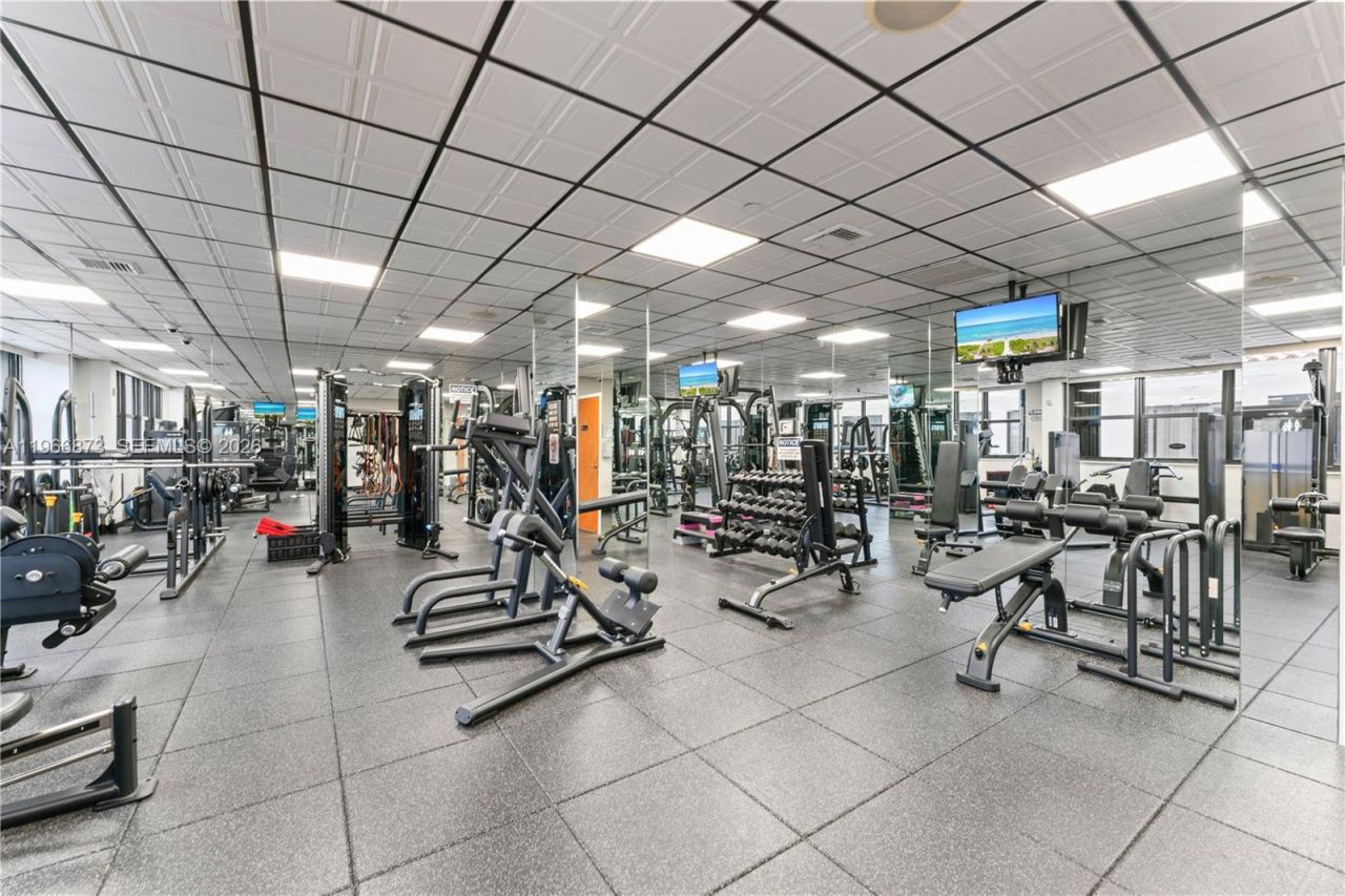 5757 Collins Ave, Unit 1902, Miami Beach, FL 33140 Photo