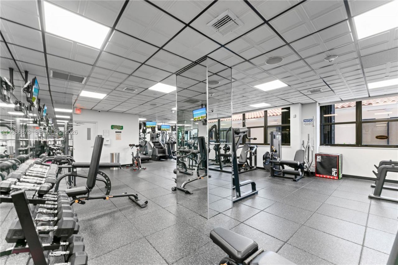 5757 Collins Ave, Unit 1902, Miami Beach, FL 33140 Photo