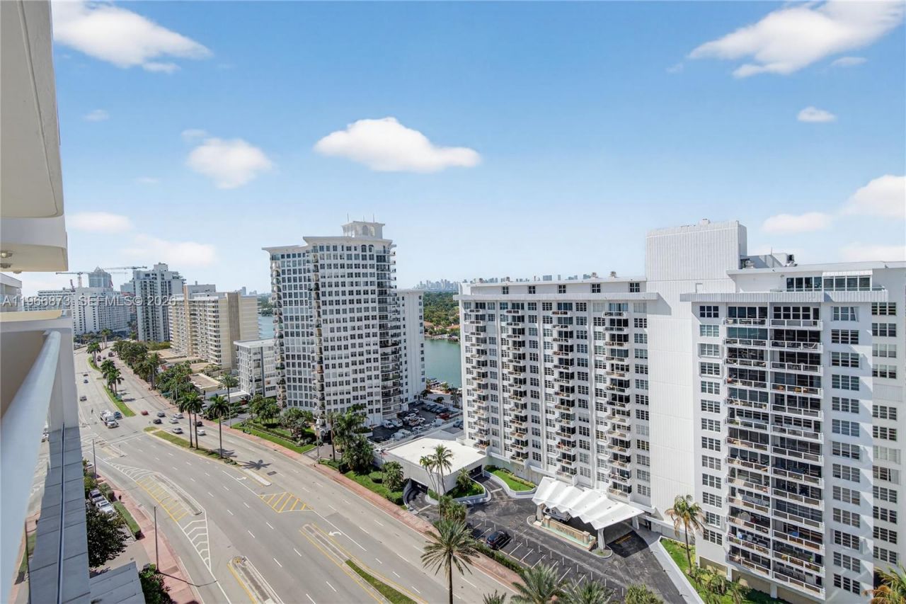 5757 Collins Ave, Unit 1902, Miami Beach, FL 33140 Photo