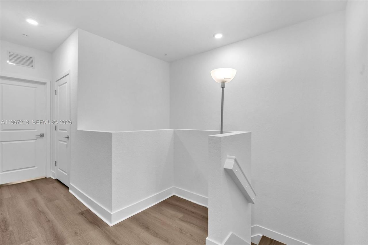 142 SW 170th Ave, Pembroke Pines, FL 33027 Photo