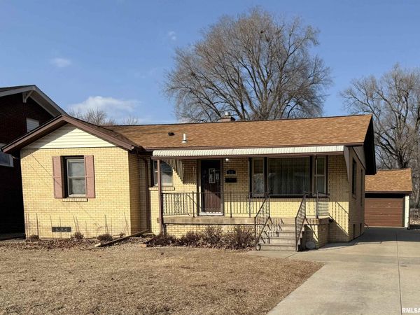 845 E LOSEY Street, Galesburg, IL 61401