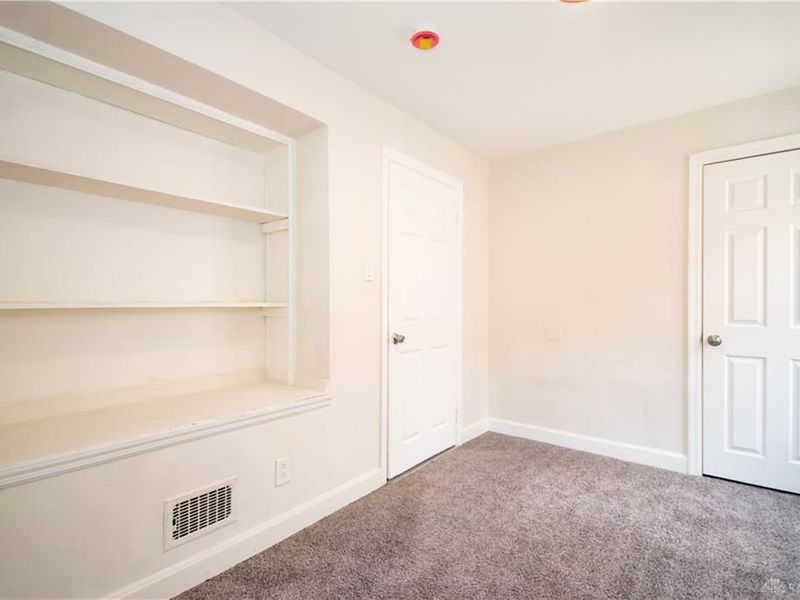 1354 Avon Drive, Cincinnati, OH 45229 Photo 32