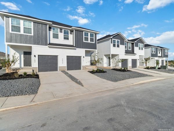 3933 Abbott Pass, San Antonio, TX 78152