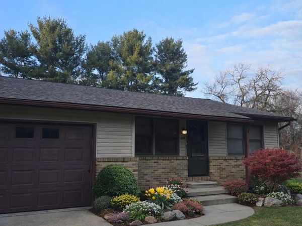 2344 E Textile Road, Saline, MI 48176