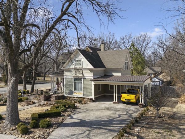 247 S Smith Street, Vinita, OK 74301