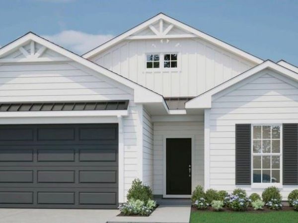 27009 E Olive Drive, Lee's Summit, MO 64086