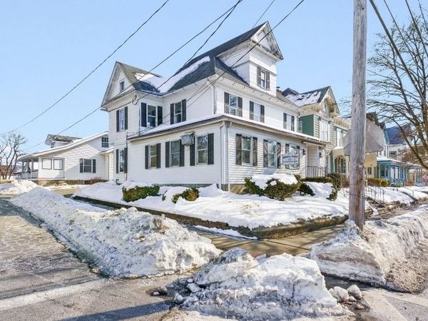 216 High St, Hackettstown, NJ 07840