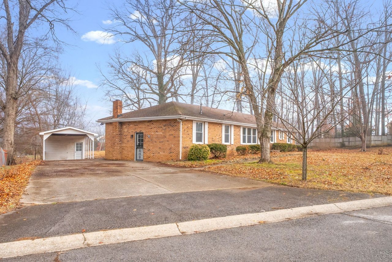 233 Pine Mountain Rd, Clarksville, TN 37042 Main Photo