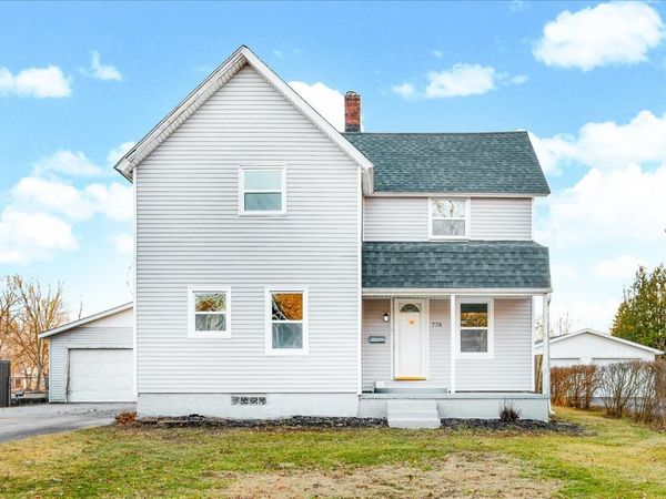 778 E 4th Street, Galesburg, IL 61401