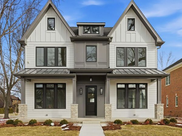 135 Elmore Street, Park Ridge, IL 60068