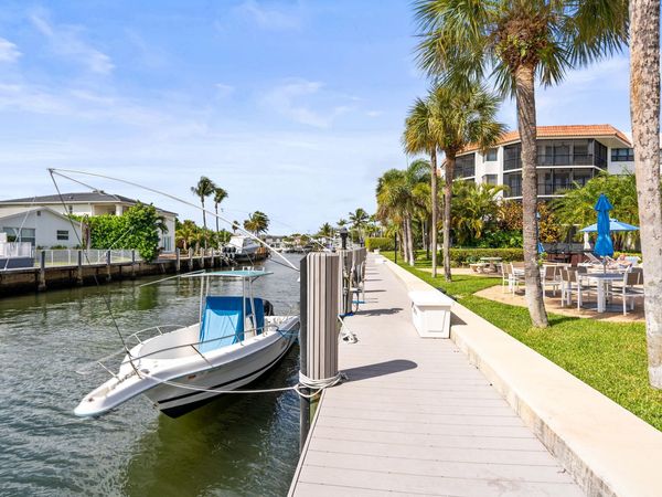 800 Jeffery Street, Unit 208, Boca Raton, FL 33487