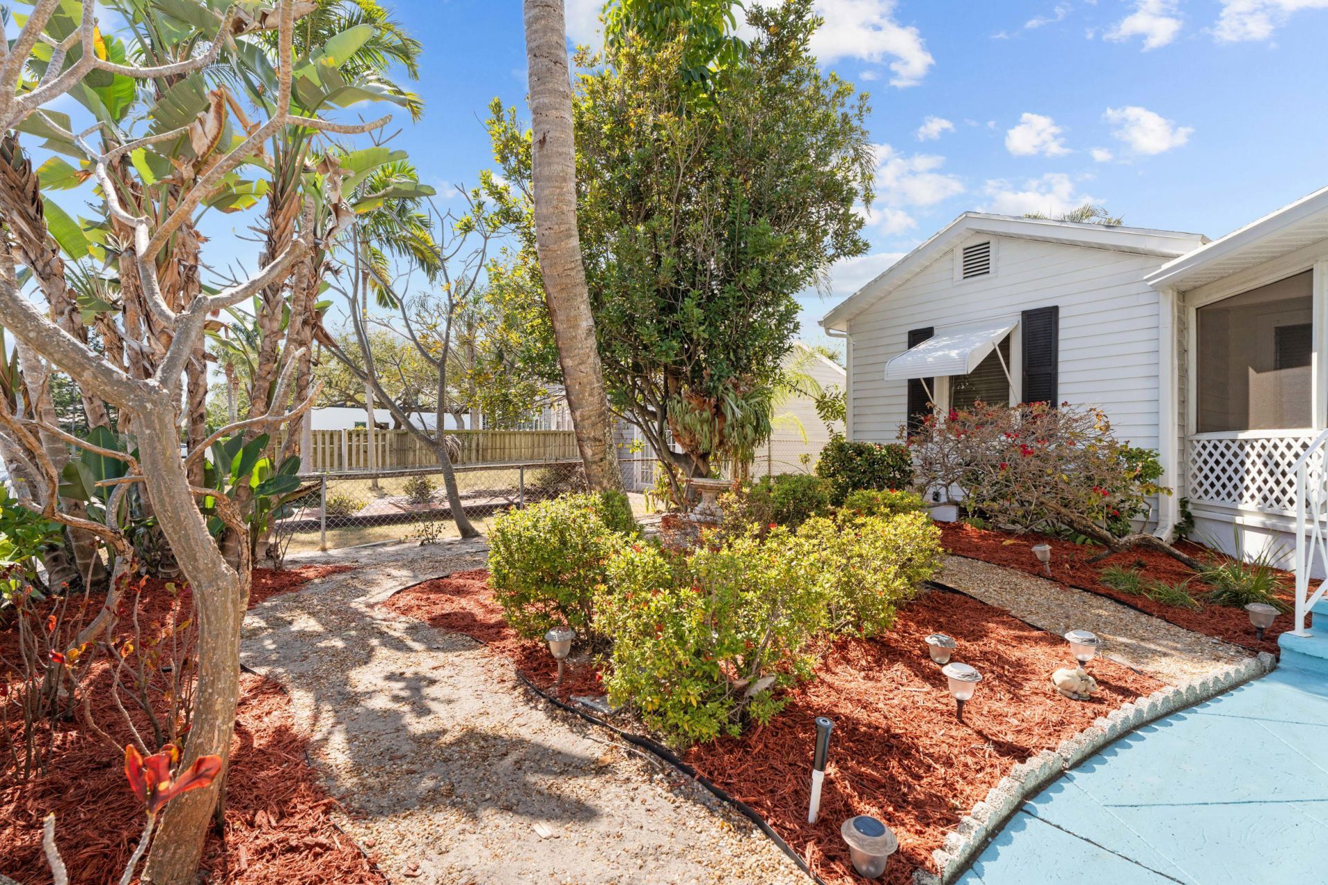 411 S Palmway, Lake Worth Beach, FL 33460 Photo