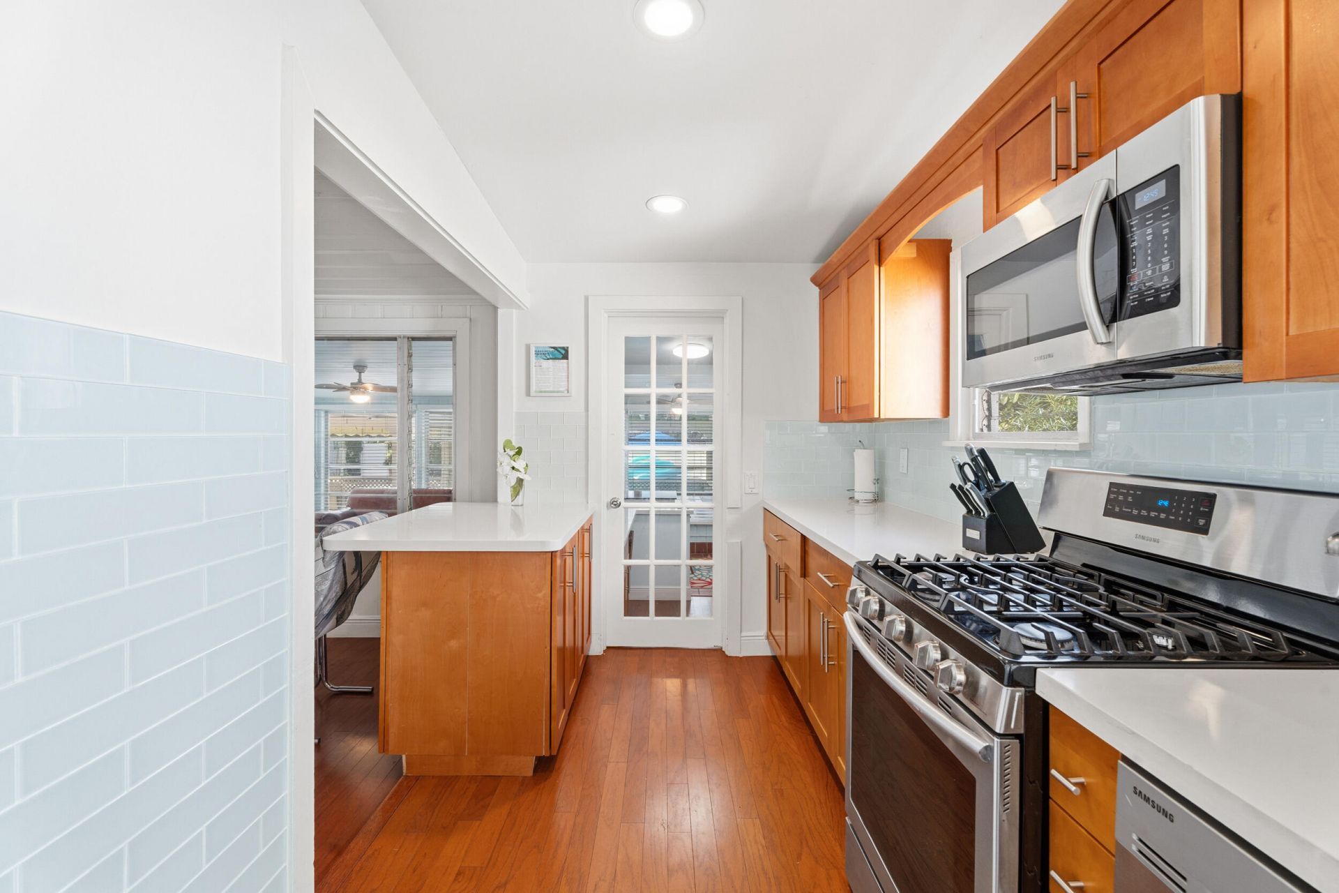 411 S Palmway, Lake Worth Beach, FL 33460 Photo