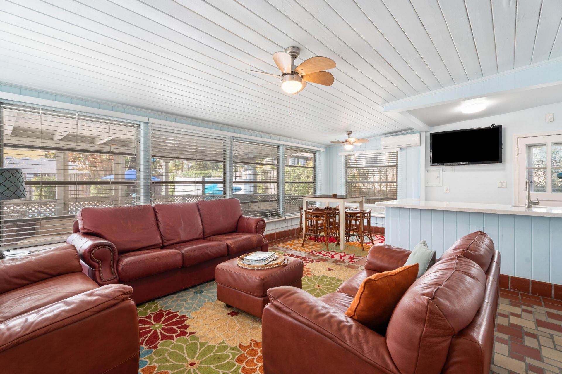 411 S Palmway, Lake Worth Beach, FL 33460 Photo