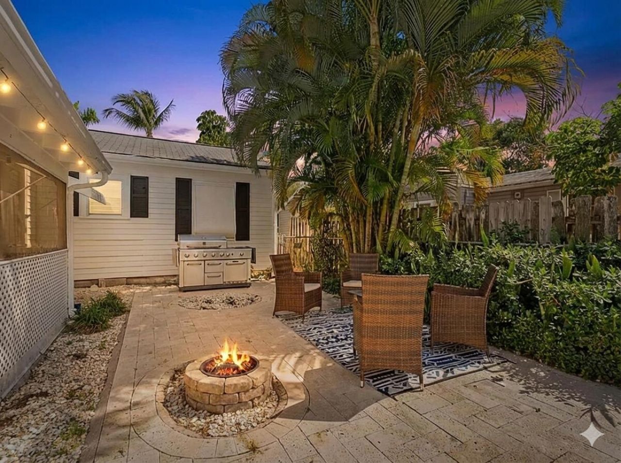 411 S Palmway, Lake Worth Beach, FL 33460 Photo