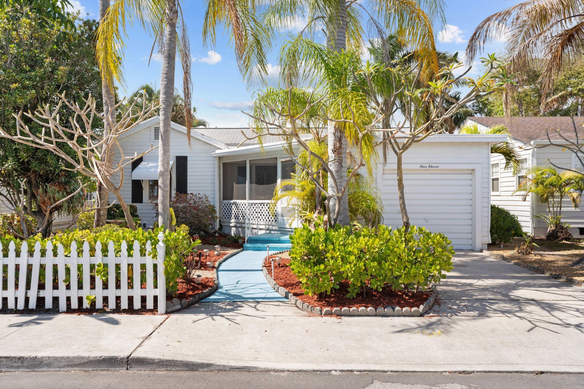 411 S Palmway, Lake Worth Beach, FL 33460 Photo