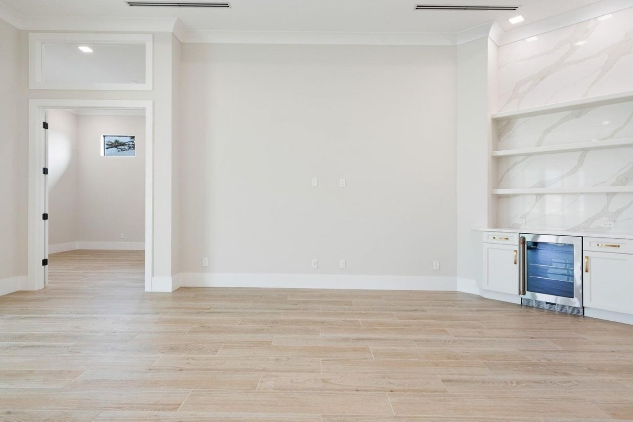 109 SE Via Verona, Port Saint Lucie, FL 34984 Photo