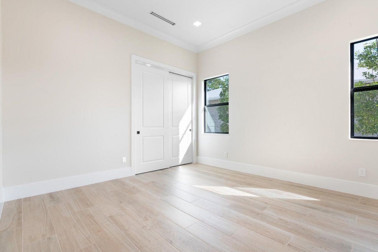 109 SE Via Verona, Port Saint Lucie, FL 34984 Photo