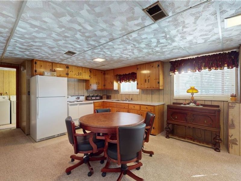 976 Braun Road, Belpre, OH 45714 Photo 32