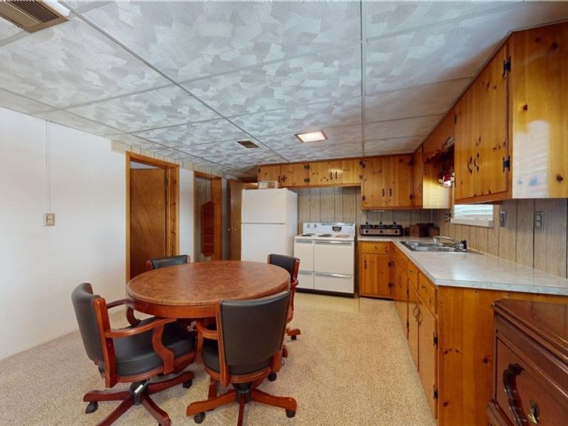 976 Braun Road, Belpre, OH 45714 Photo 34