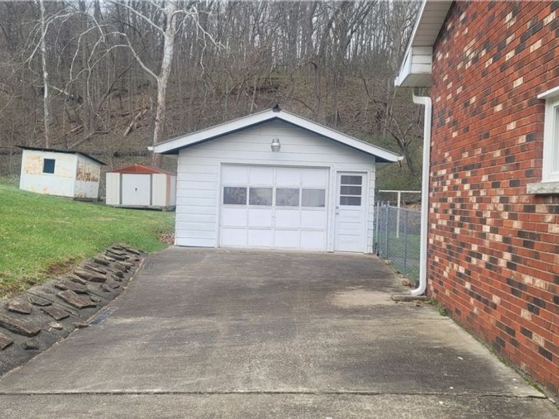 976 Braun Road, Belpre, OH 45714 Photo 43