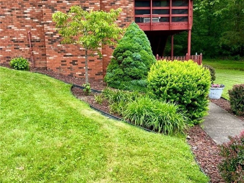 976 Braun Road, Belpre, OH 45714 Photo 5