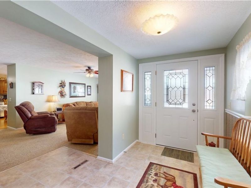 976 Braun Road, Belpre, OH 45714 Photo 8