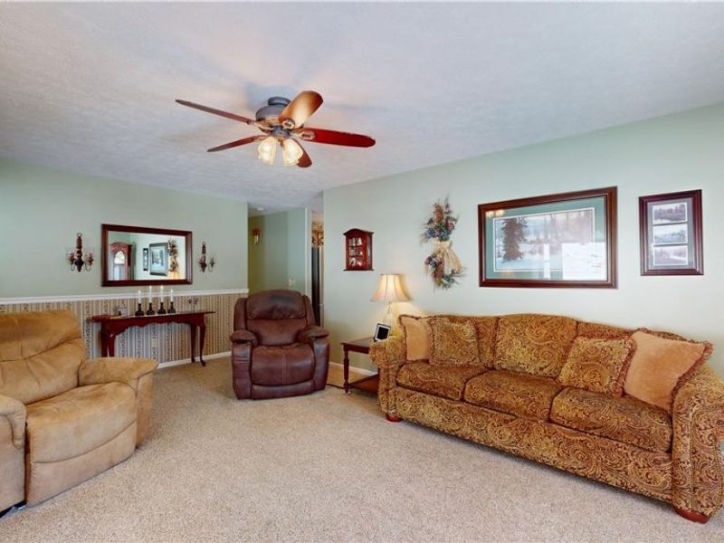 976 Braun Road, Belpre, OH 45714 Photo 9