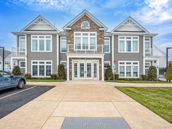 506 Emanuel Way, Unit 73, East Meadow, NY 11554