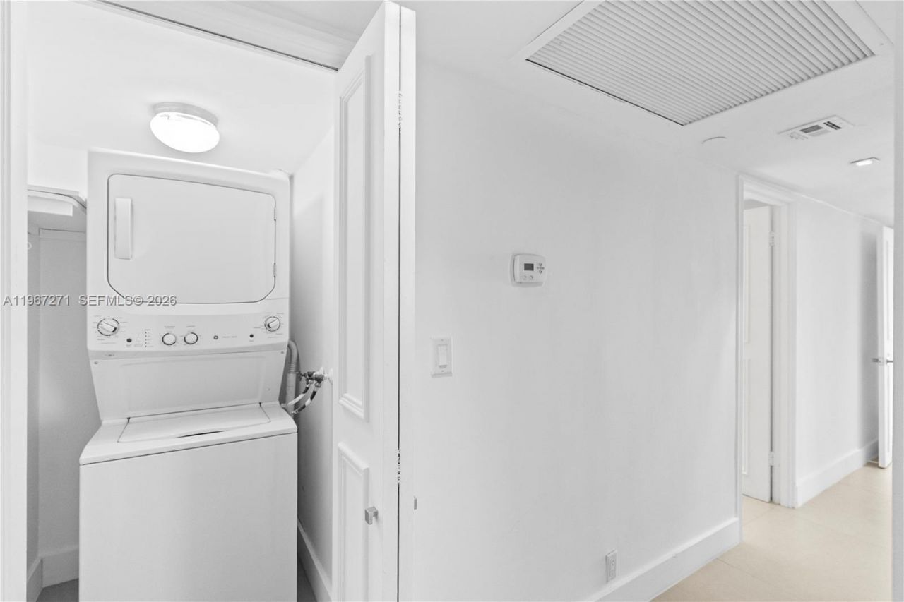 1541 Brickell Ave, Unit C1607, Miami, FL 33129 Photo