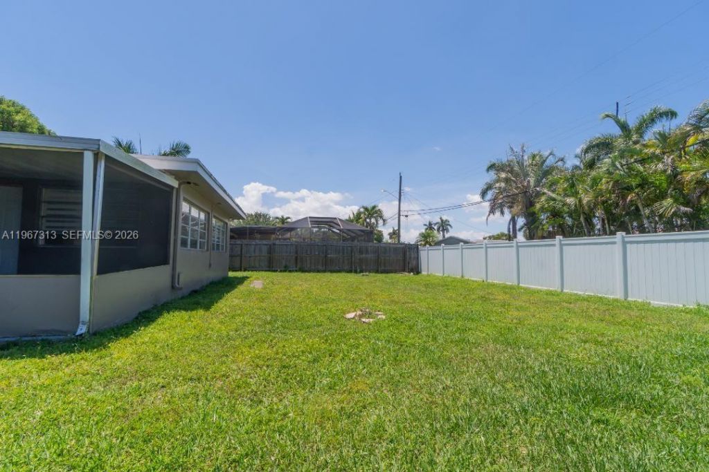 3129 Hollywood Blvd, Hollywood, FL 33021 Photo