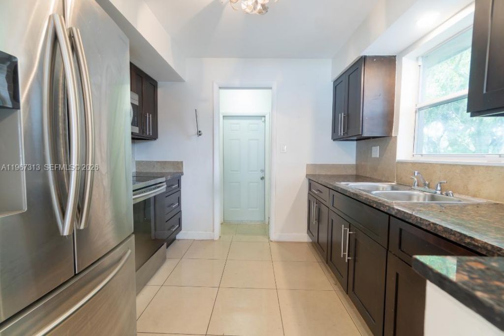 3129 Hollywood Blvd, Hollywood, FL 33021 Photo
