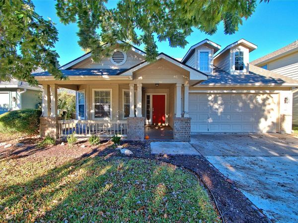 120 Greenside LN, Georgetown, TX 78633