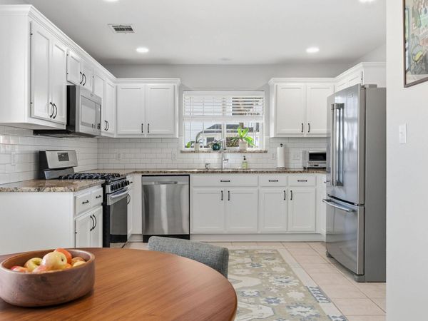 2306 Clover Ridge DR, Cedar Park, TX 78613