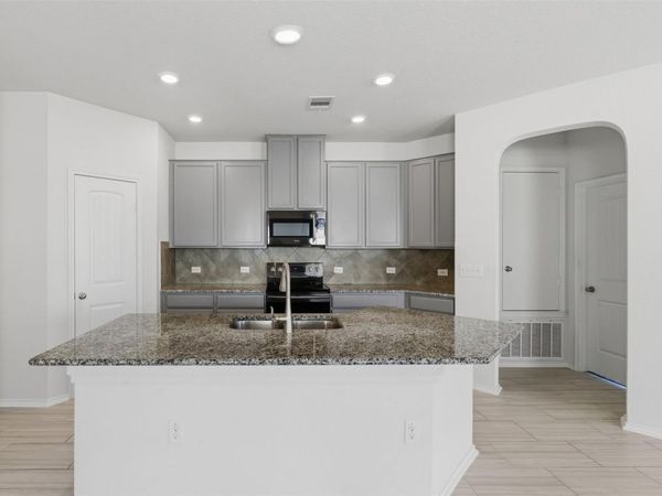 809 Screech Owl DR, Pflugerville, TX 78660