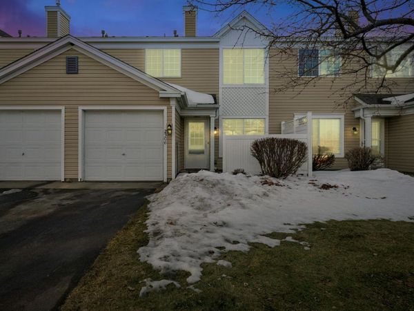 1825 Southcross Drive W, Unit 2306, Burnsville, MN 55306