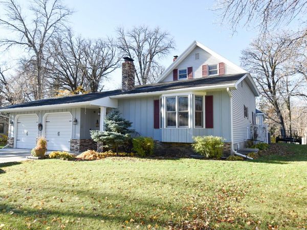 639 N 4th Street, Warren, MN 56762