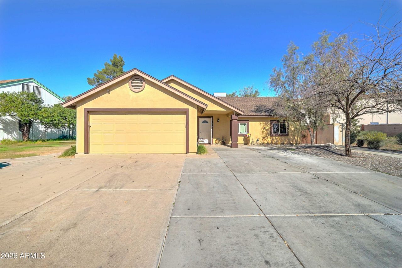 10002 W Mariposa Street, Phoenix, AZ 85037 Main Photo