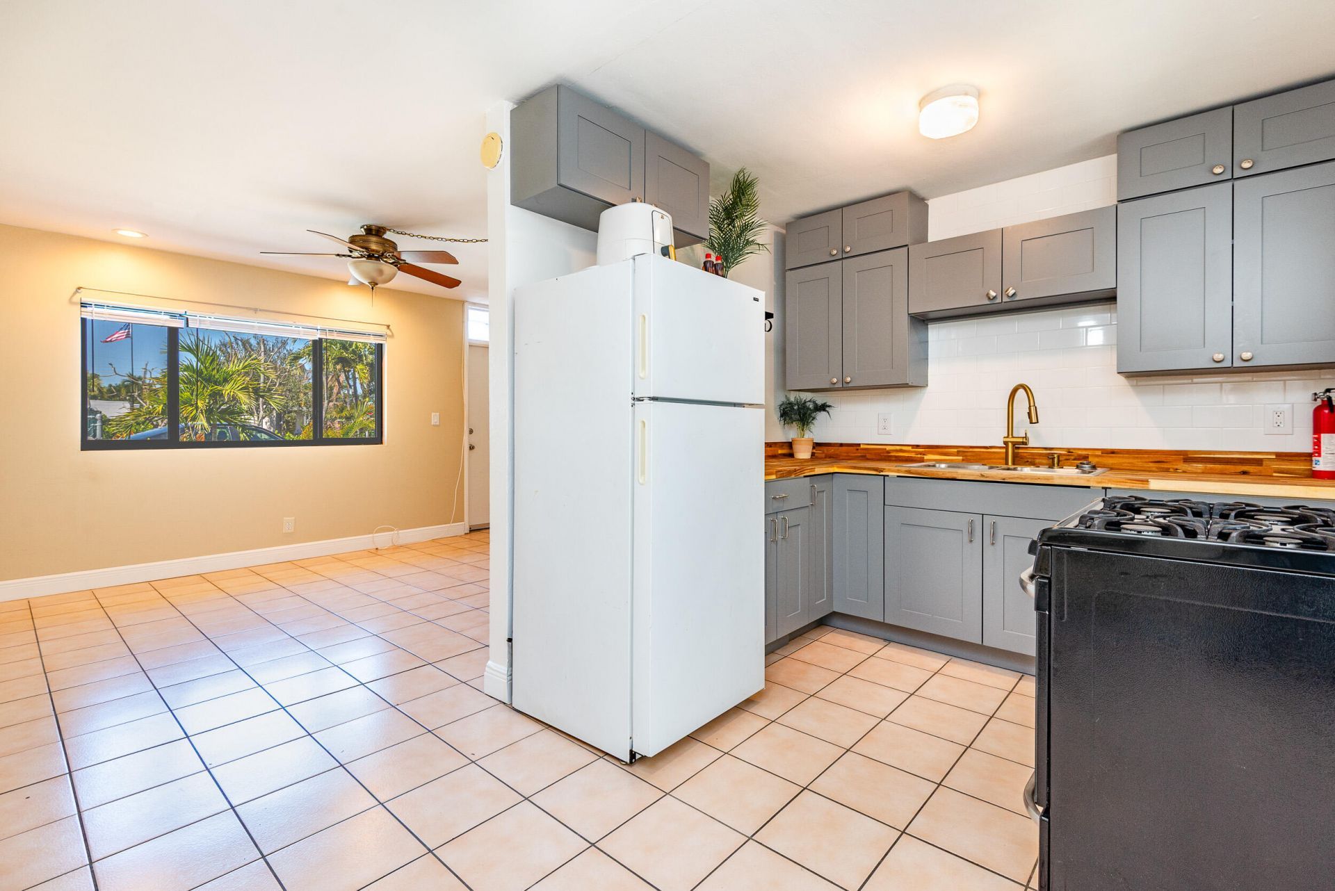 354 Manchester Street, Boca Raton, FL 33487 Photo