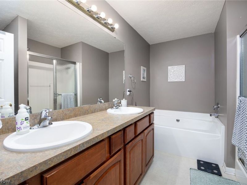 1463 Winged Foot Drive, Brunswick, OH 44212 Photo 16