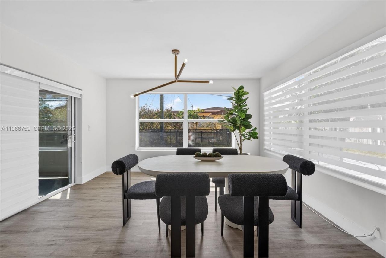 190 NE 173rd St, Miami, FL 33162 Photo