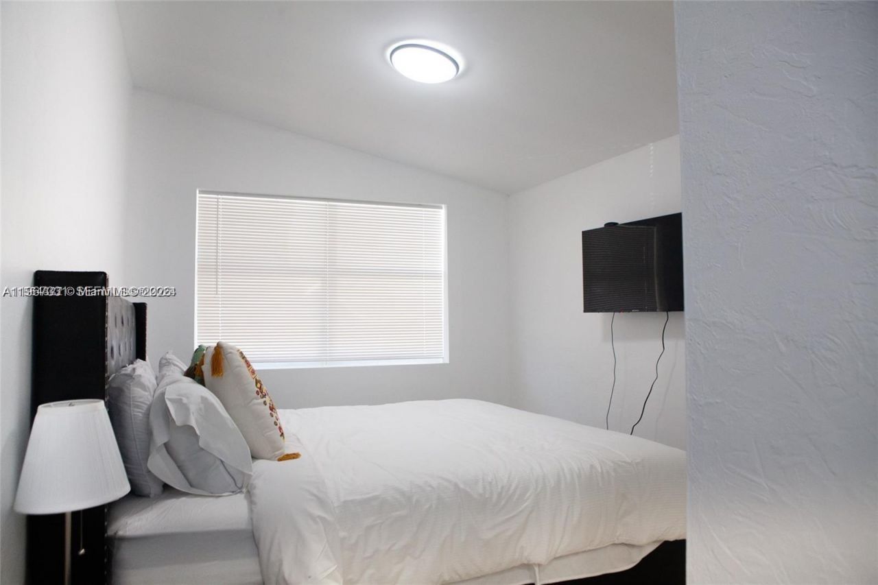 1821 Harding St , Hollywood, FL 33020 Photo