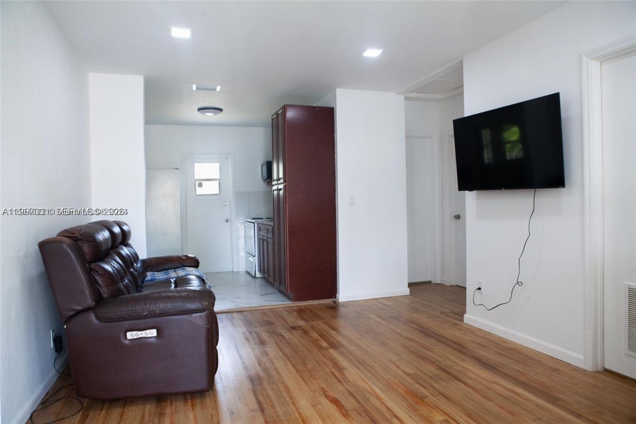 1821 Harding St , Hollywood, FL 33020 Photo