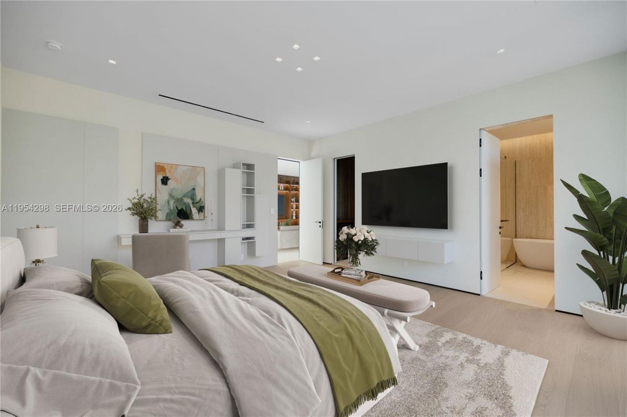 3210 Coacoochee St, Miami, FL 33133 Photo