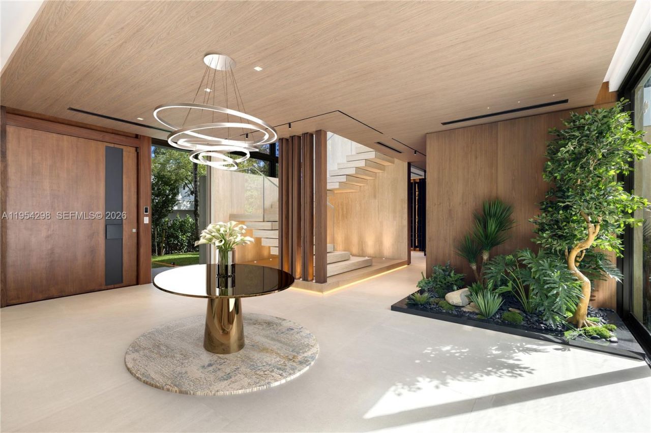 3210 Coacoochee St, Miami, FL 33133 Photo