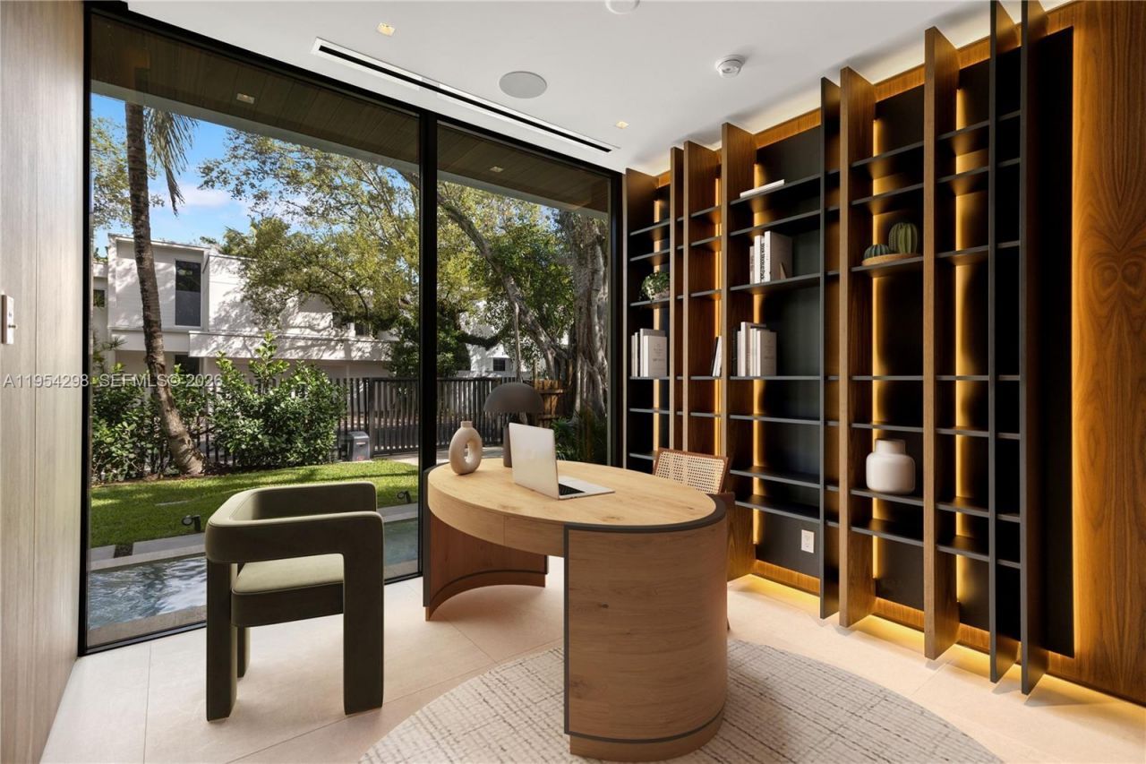 3210 Coacoochee St, Miami, FL 33133 Photo