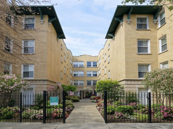 4752 N Albany Avenue, Unit 3, Chicago, IL 60625