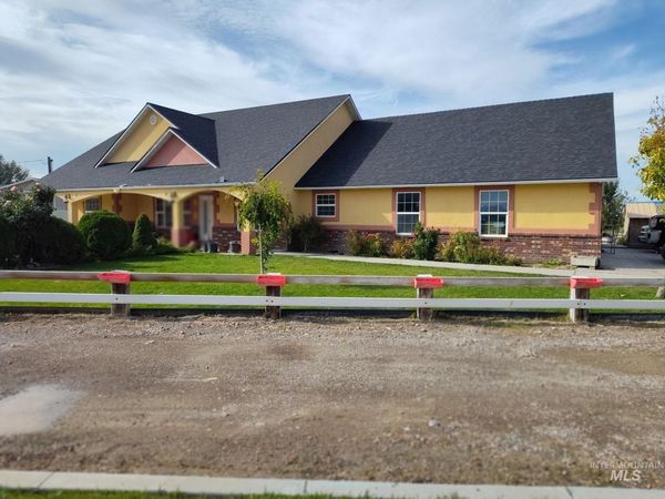 842 W 400 S, Heyburn, ID 83336