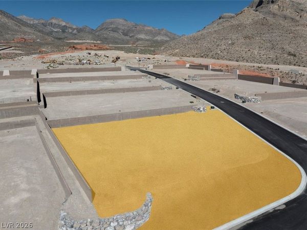 23 Skyfall Point Drive, Las Vegas, NV 89138